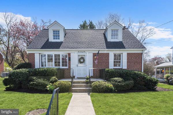 421 OAK CT, Catonsville, MD 21228