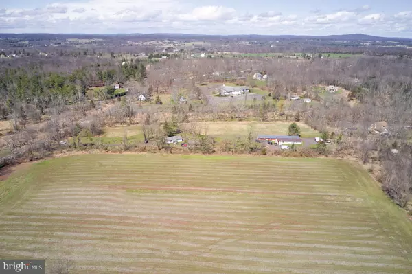 Perkasie, PA 18944,445 ELEPHANT RD