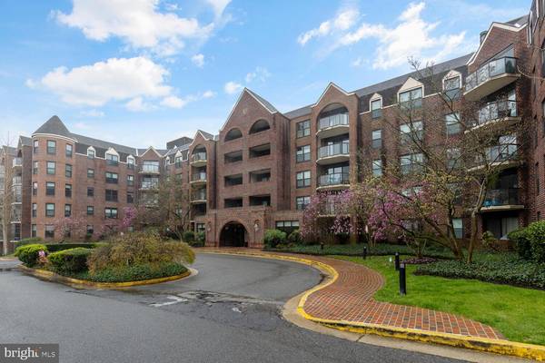 2100 LEE HWY #448, Arlington, VA 22201