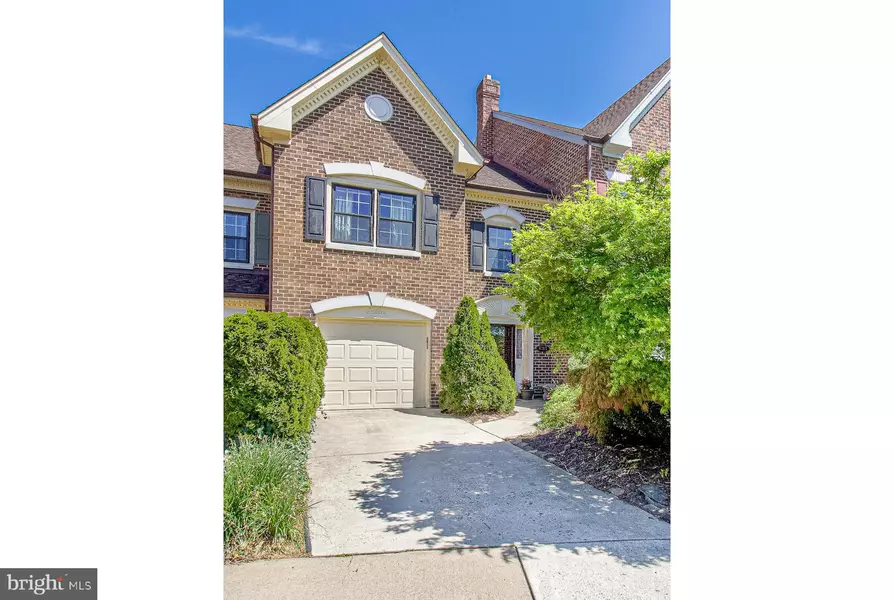 6313 CHAUCER VIEW CIR, Alexandria, VA 22304