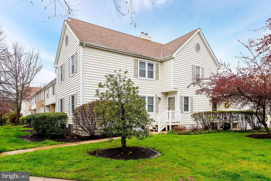 817 SOCIETY HILL, Cherry Hill, NJ 08003