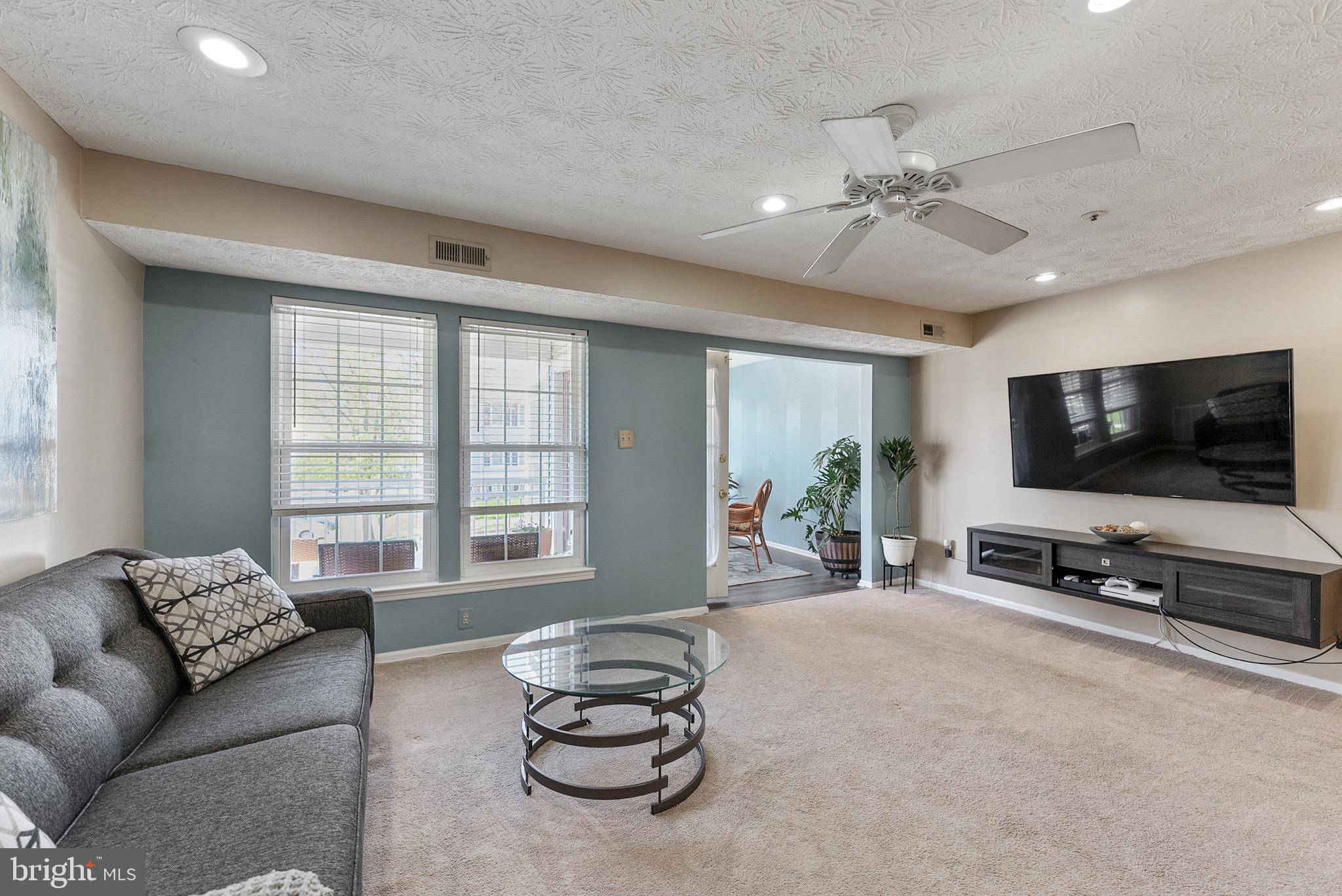 1338 GREENBRIAR CIR #5-1338, Pikesville, MD 21208