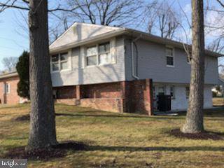 55 MEMORIAL AVE, Gibbstown, NJ 08027