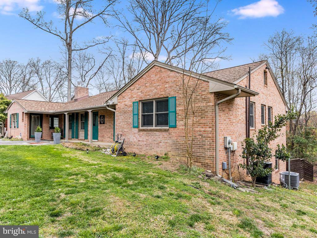 125 POPLAR DR, Fredericksburg, VA 22401