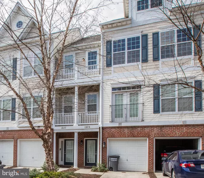 1829 CEDAR COVE WAY #201, Woodbridge, VA 22191