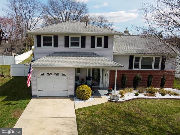 28 APOLLO DR, Hamilton, NJ 08620