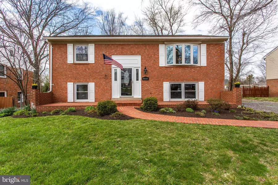 4026 MAPLETON DR, Chantilly, VA 20151