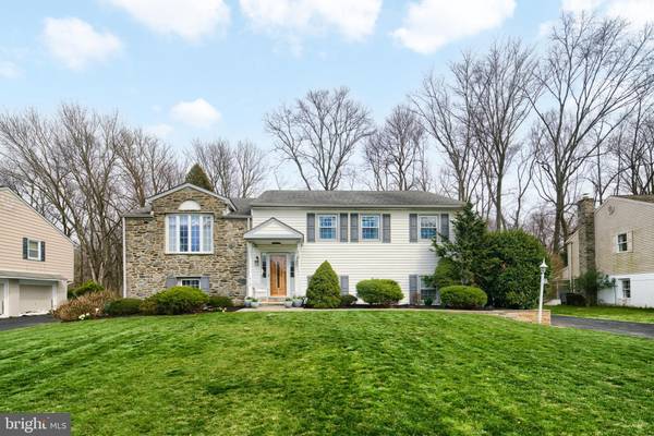 413 DOE RUN LN, Springfield, PA 19064