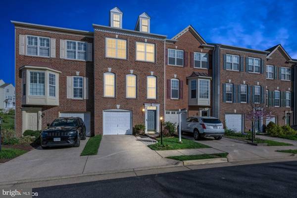 6387 HAWK VIEW LN, Alexandria, VA 22312