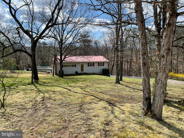 553 DAWN VIEW DR, Fort Ashby, WV 26719