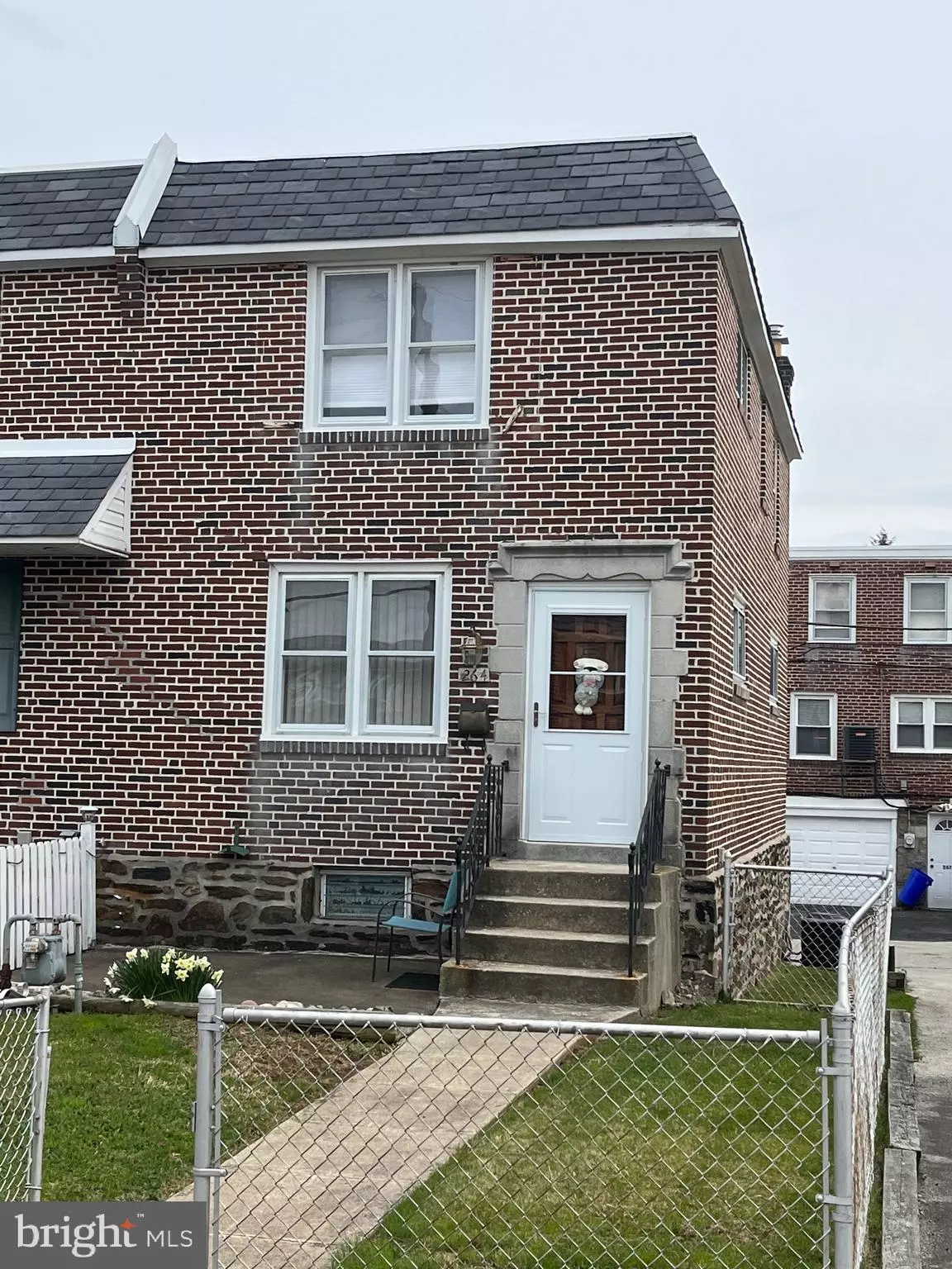 Clifton Heights, PA 19018,264 W WYNCLIFFE AVE