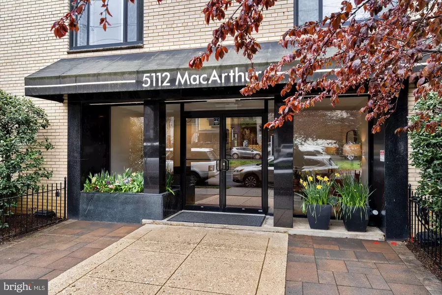 5112 MACARTHUR BLVD NW #307, Washington, DC 20016