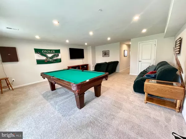 Sparrows Point, MD 21219,2824 SHAWS RD