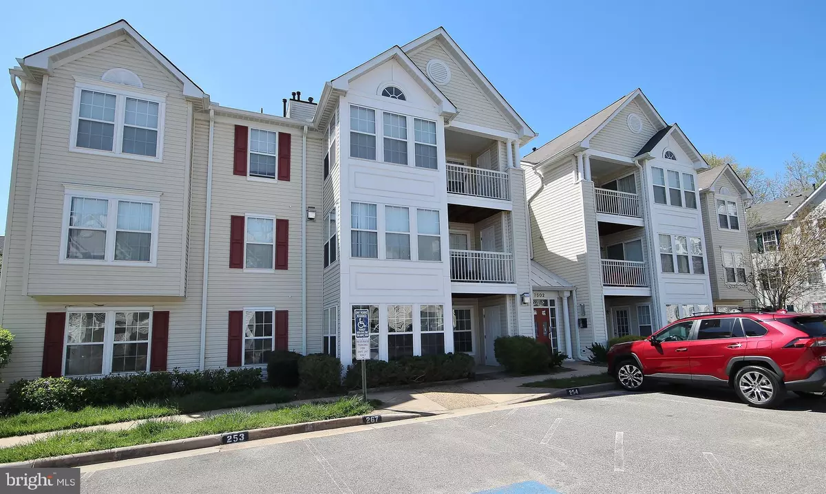 Alexandria, VA 22306,7502-A CALDERON CT #265