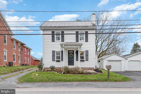 1552 MAIN ST, Mechanicsburg, PA 17055