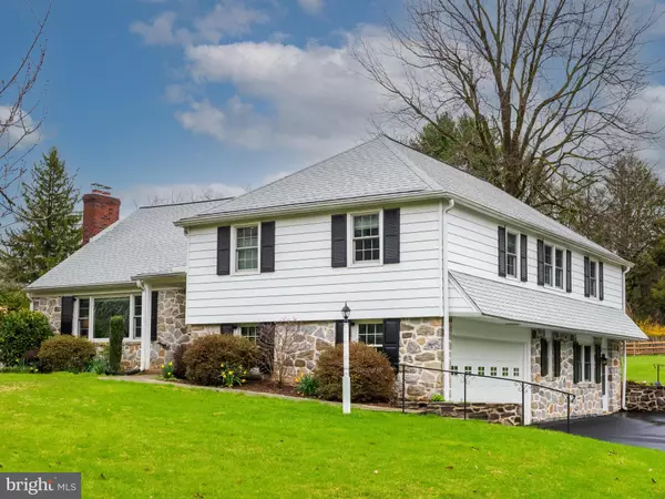 739 CLYDE CIR, Bryn Mawr, PA 19010