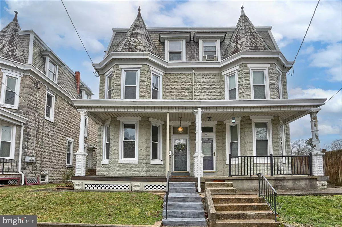 Harrisburg, PA 17110,305 LEWIS ST