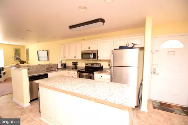 Rehoboth Beach, DE 19971,36525 PALM DR #5301