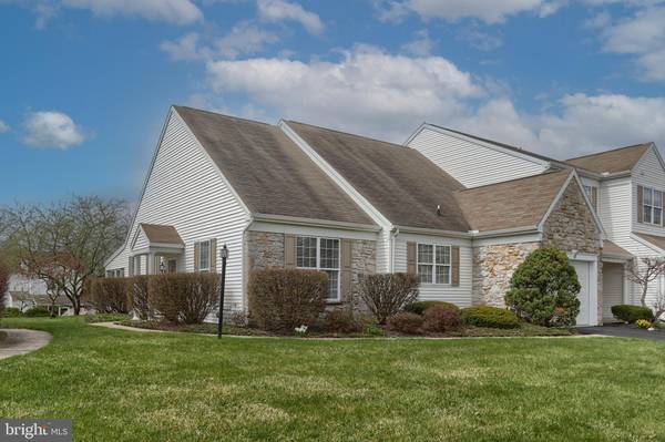 1836 DEER RUN DR, Hummelstown, PA 17036