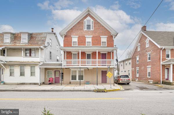 1 N MAIN ST, Stewartstown, PA 17363