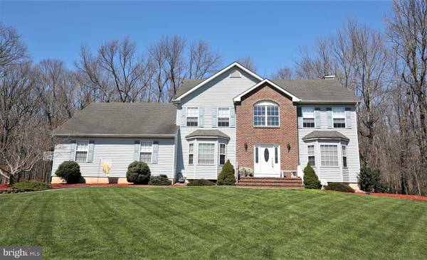 12 ERIN CT, Robbinsville, NJ 08691