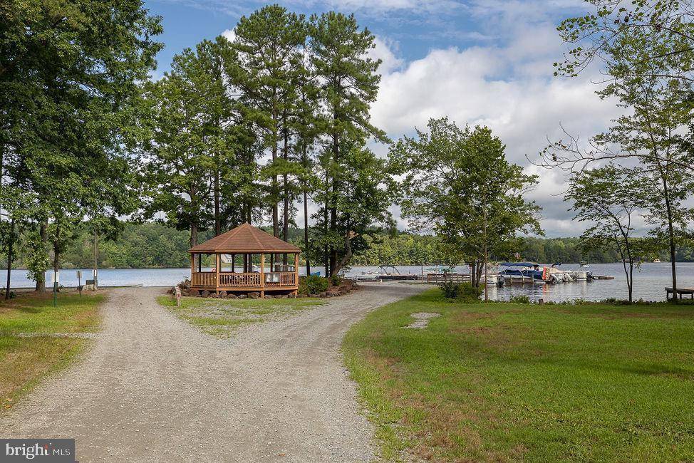 POINT DR., LOT 85 JERDONE ISLAND, Bumpass, VA 23024