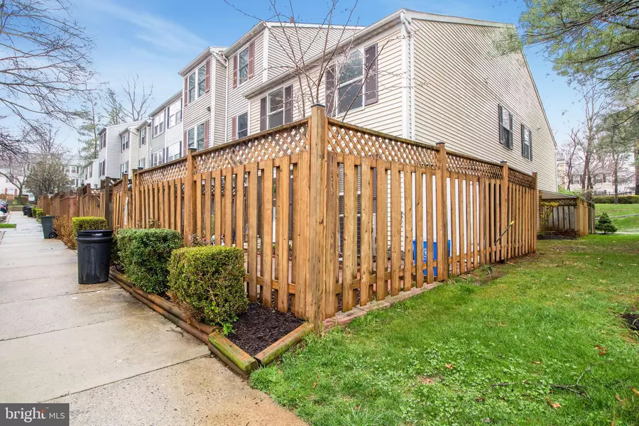 13401 WHITECHURCH CIR, Germantown, MD 20874