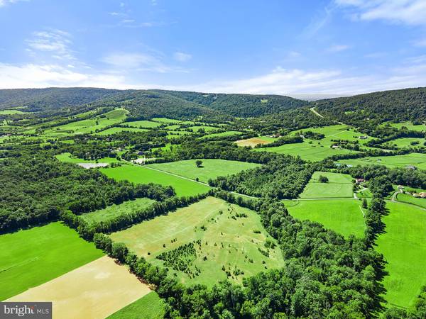 CALUMET LANE, Bluemont, VA 20135