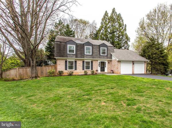 Vienna, VA 22181,2611 OAKTON GLEN DR