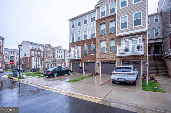 Chantilly, VA 20152,25257 ORCHARD VIEW TER