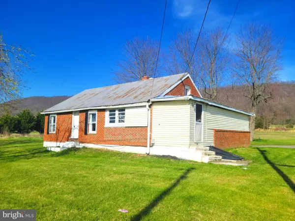 Martinsburg, WV 25403,1399 POOR HOUSE RD