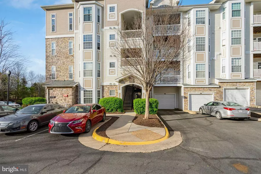 508 SUNSET VIEW TER SE #302, Leesburg, VA 20175