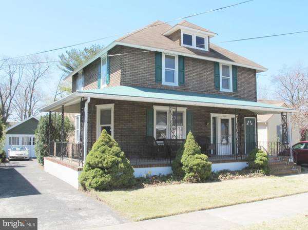 620 DELAWARE AVE, Riverside, NJ 08075