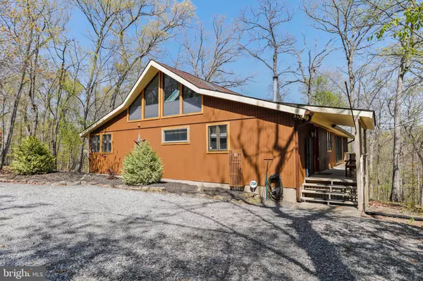 55 WIGWAM COURT, Hedgesville, WV 25427