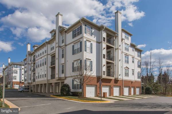 11503 SPERRIN CIR #402, Fairfax, VA 22030