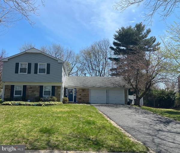 56 TENNYSON LANE, Willingboro, NJ 08046