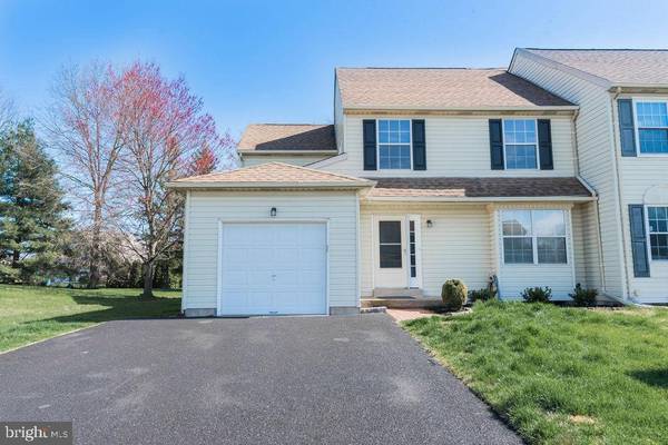 2392 CAMBRIDGE CIR, Hatfield, PA 19440