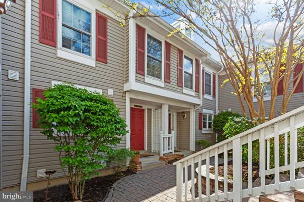 Arlington, VA 22206,2919-B S WOODSTOCK ST #2