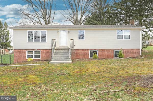 141 MOULSTOWN DR, Abbottstown, PA 17301