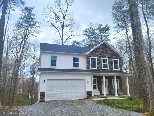 Harpers Ferry, WV 25425,323 FERN DR