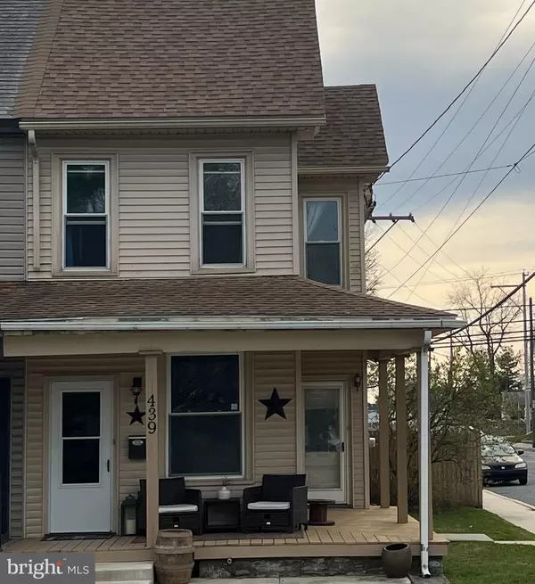 439 N CHESTNUT ST, Palmyra, PA 17078