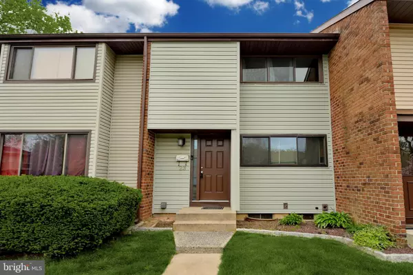 East Windsor, NJ 08520,23 BENNINGTON DR