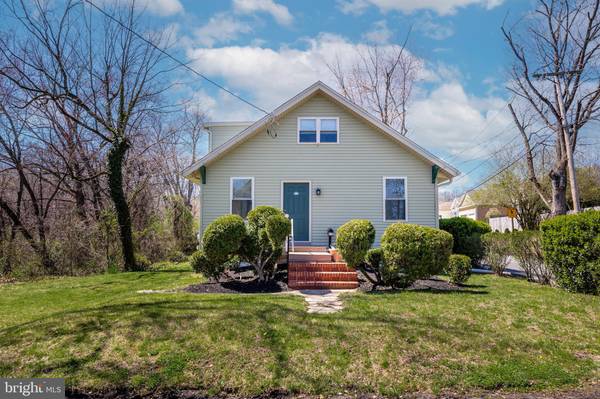 112 S BRIDGEBORO RD, Delran, NJ 08075