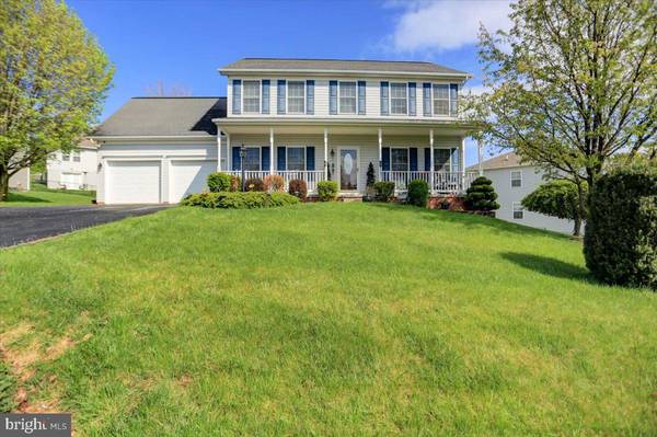 11387 CROSS FIELDS DR, Waynesboro, PA 17268