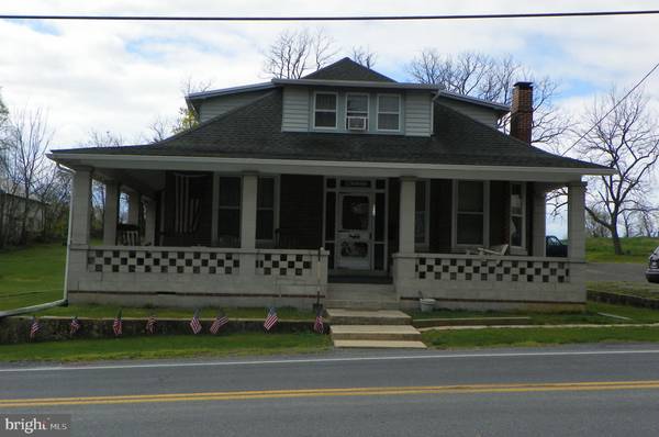 108 W MAIN ST, Fayetteville, PA 17222