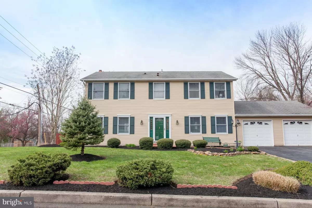 Langhorne, PA 19047,22 COUNTRY CLUB LN