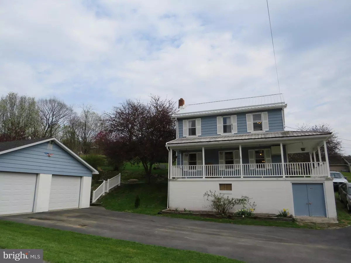 Berkeley Springs, WV 25411,40 PHILLIPS ST