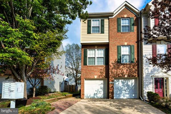 4655 DEERWATCH DR, Chantilly, VA 20151