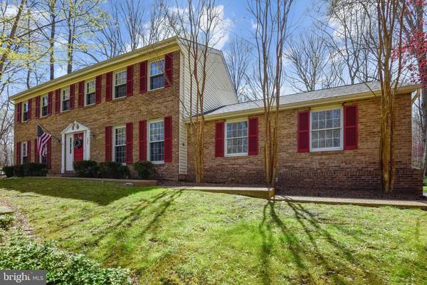 6900 HEATHSTONE CT, Fairfax Station, VA 22039