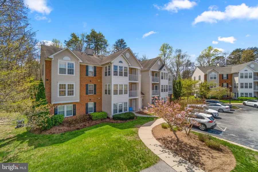 8702 NATURES TRAIL CT #302, Odenton, MD 21113